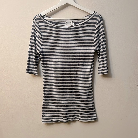 Michael Stars from Anthropologie long stripped top  3/4 sleeves size M - Picture 1 of 6